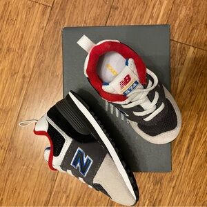 BNIB kids new balance runners